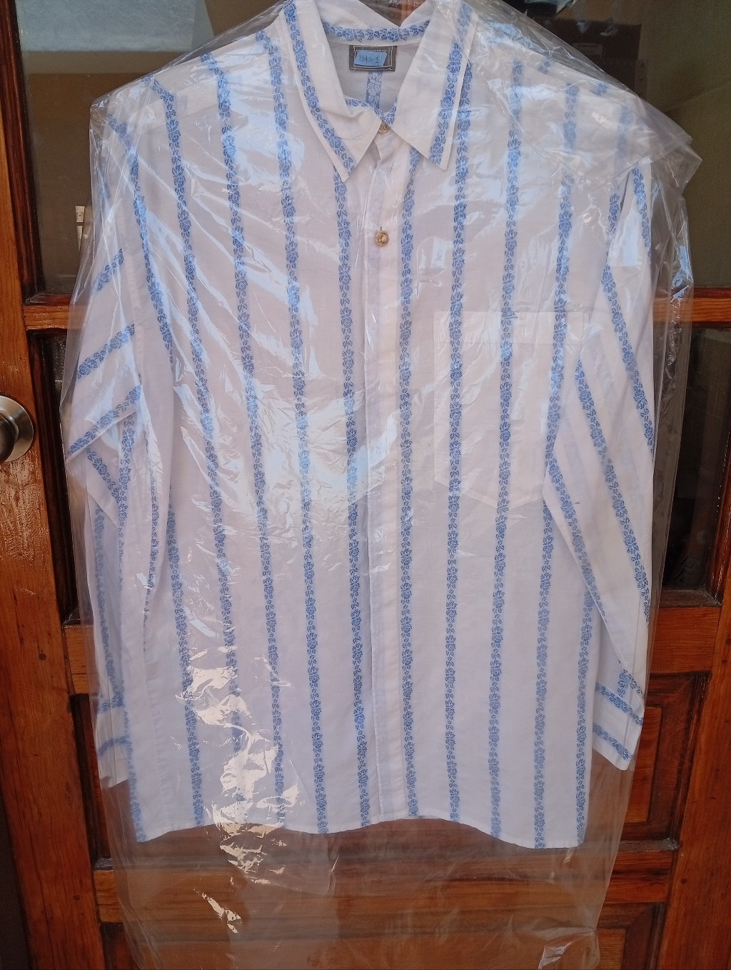 Versus By Gianni Versace Classic Men’s White Shirt With Blue Stripes